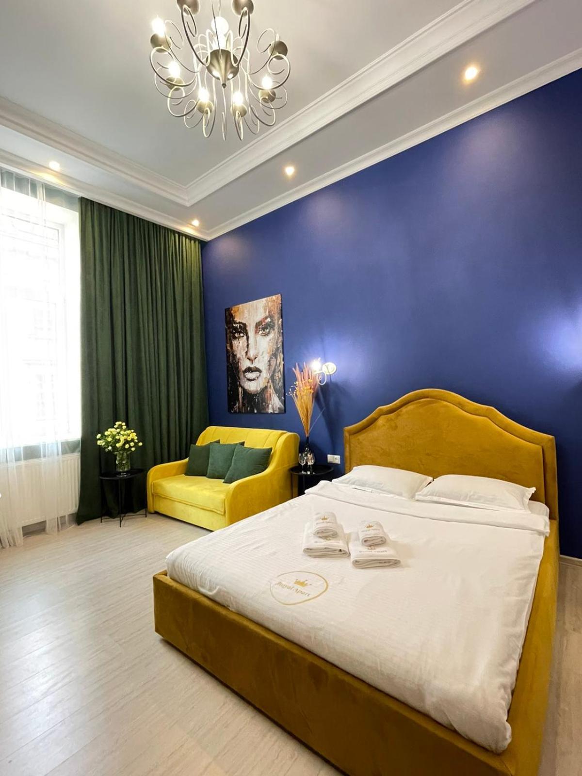Royal Slovatskogo apartment Leopoli Esterno foto